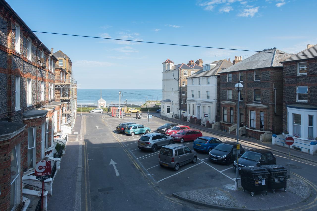 Fantastic Sea View, 1 Bed Sleeps 2 Lejlighed Broadstairs Eksteriør billede