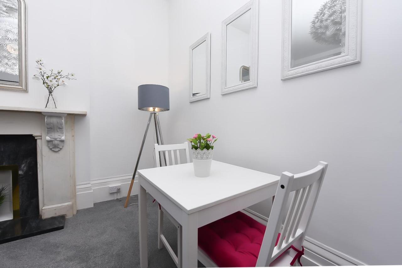 Fantastic Sea View, 1 Bed Sleeps 2 Lejlighed Broadstairs Eksteriør billede